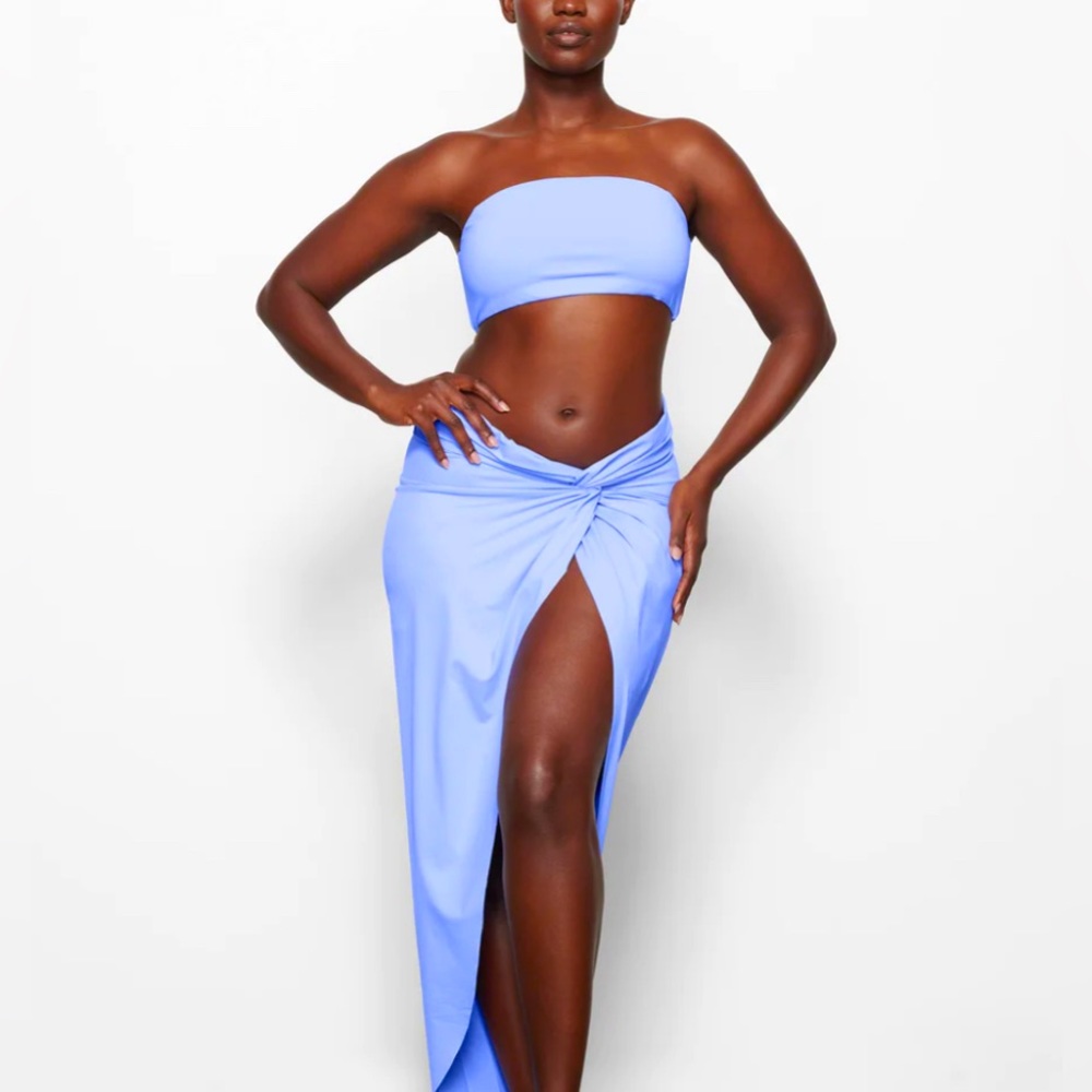 Skims Signature Swim Sarong Skirt Periwinkle size M NWT